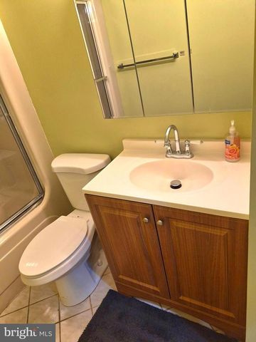 8908 SPRINGVIEW RD, Philadelphia, PA 19111