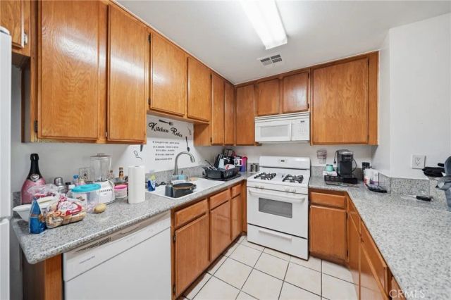 7640 Oso 318, Winnetka, CA 91306