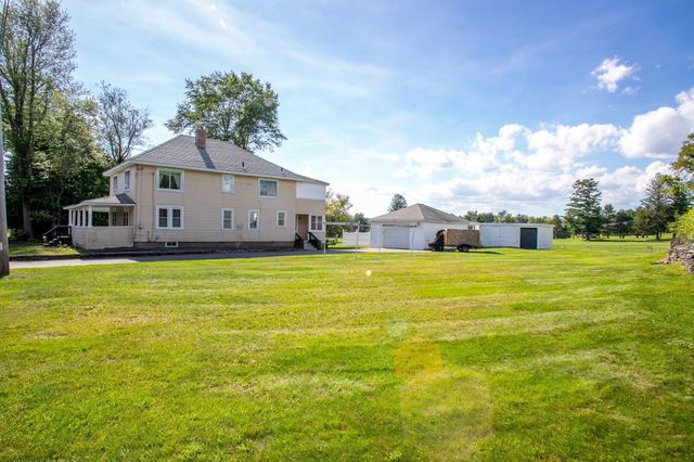 202 Pierce St, Leominster, MA 01453