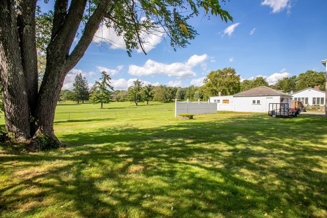 202 Pierce St, Leominster, MA 01453