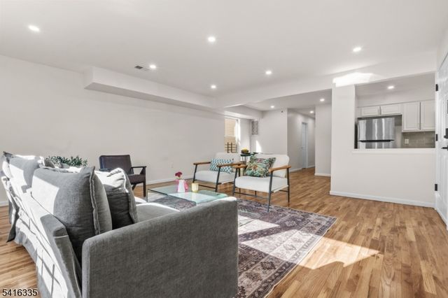 87 Chadwick Ave, Newark City, NJ 07108