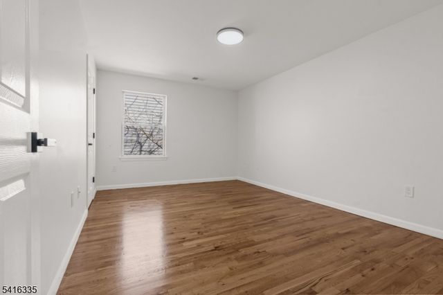 87 Chadwick Ave, Newark City, NJ 07108