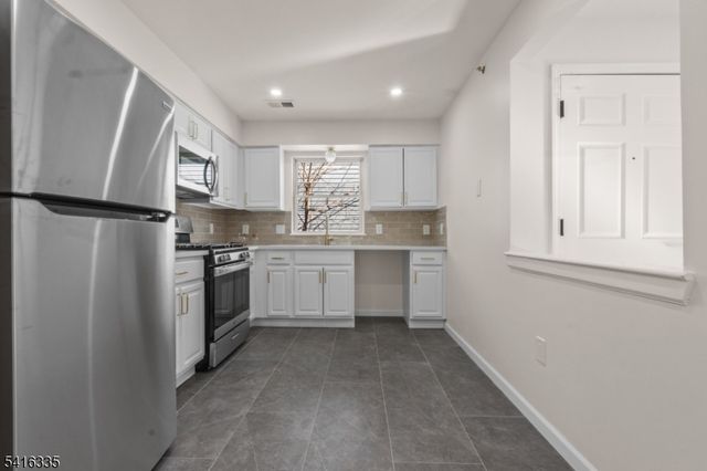 87 Chadwick Ave, Newark City, NJ 07108