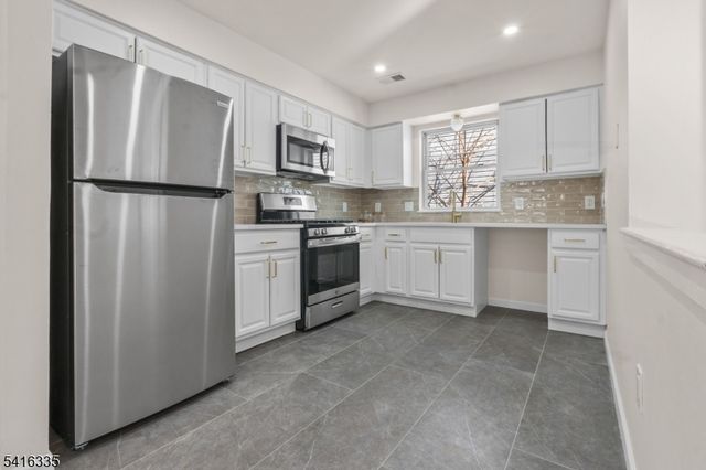 87 Chadwick Ave, Newark City, NJ 07108