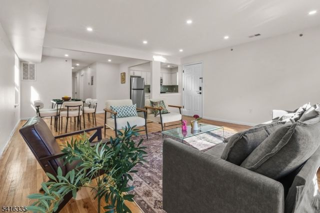 87 Chadwick Ave, Newark City, NJ 07108