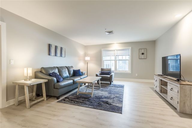 205 Lakeshore Drive 417, Canandaigua City, NY 14424