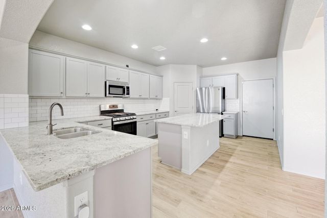 1094 WAGNER Place, Sierra Vista, AZ 85635