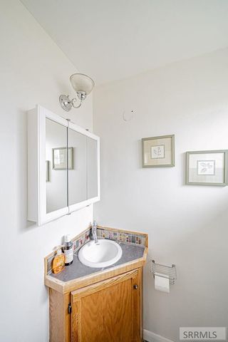 365 Jefferson Street, Blackfoot, ID 83211