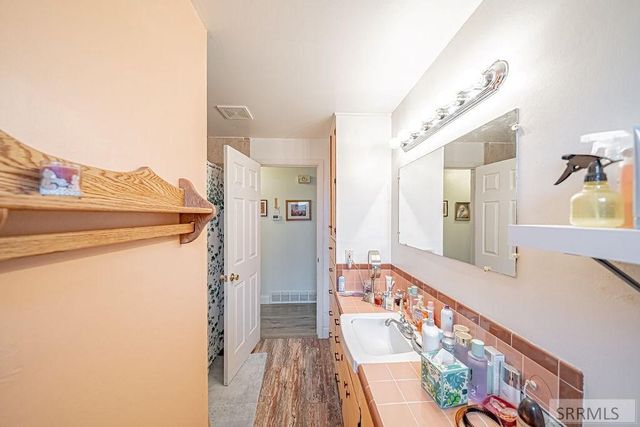 365 Jefferson Street, Blackfoot, ID 83211