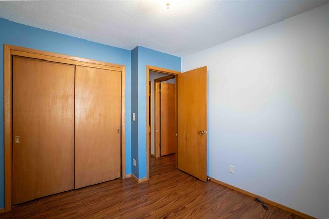 825 Belle Street, Waterloo, IA 50702