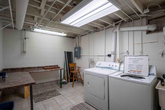 825 Belle Street, Waterloo, IA 50702