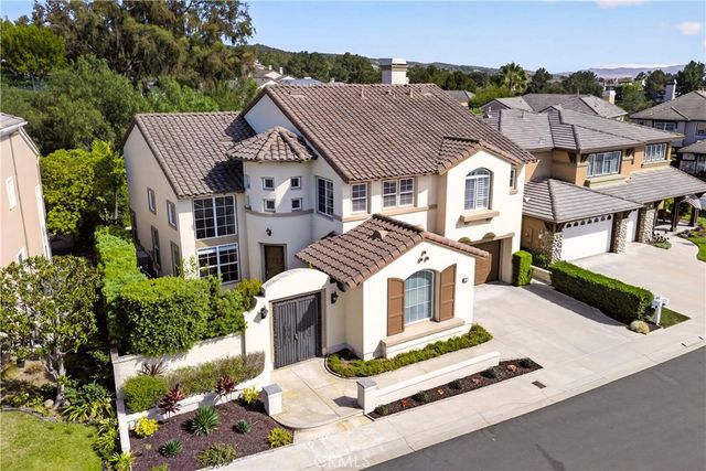 6 Westchester Court, Trabuco Canyon, CA 92679