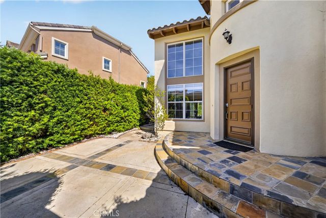 6 Westchester Court, Trabuco Canyon, CA 92679
