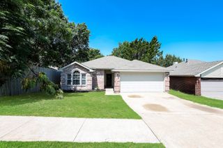 214 Cain Drive, Cedar Hill, TX 75104
