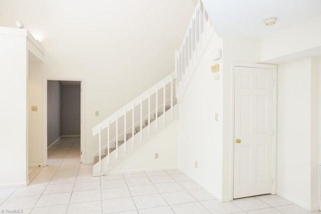 210 College Road 201, Greensboro, NC 27410