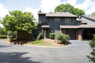 210 College Road 201, Greensboro, NC 27410
