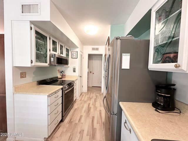 18823 N 132ND Avenue, Sun City West, AZ 85375