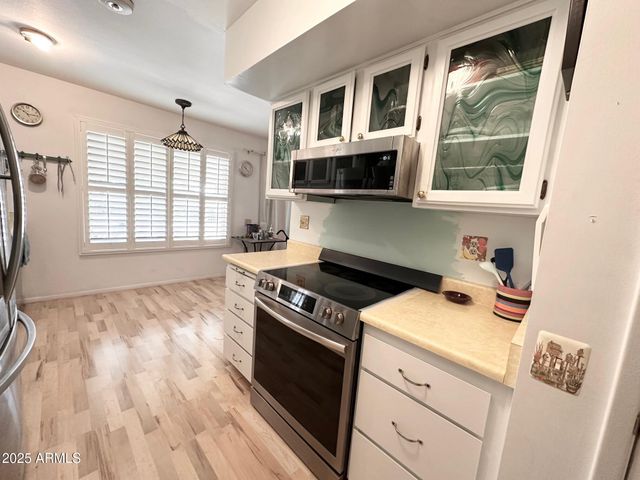 18823 N 132ND Avenue, Sun City West, AZ 85375