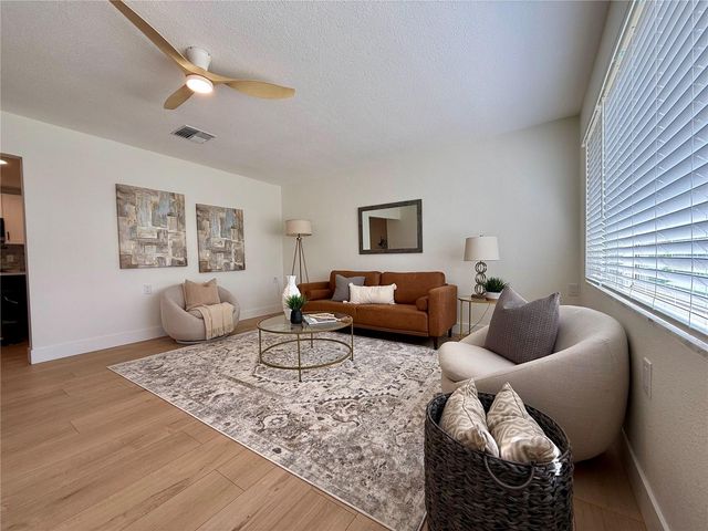 1824 DOUGLAS AVENUE, Dunedin, FL 34698