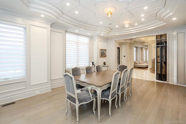 19 Gilbert Road, Great Neck, NY 11024