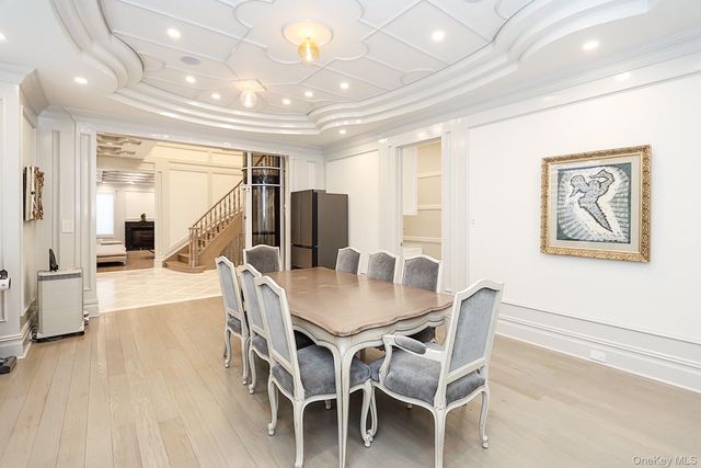 19 Gilbert Road, Great Neck, NY 11024