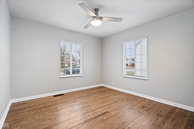 306 N 18th Avenue, Beech Grove, IN 46107