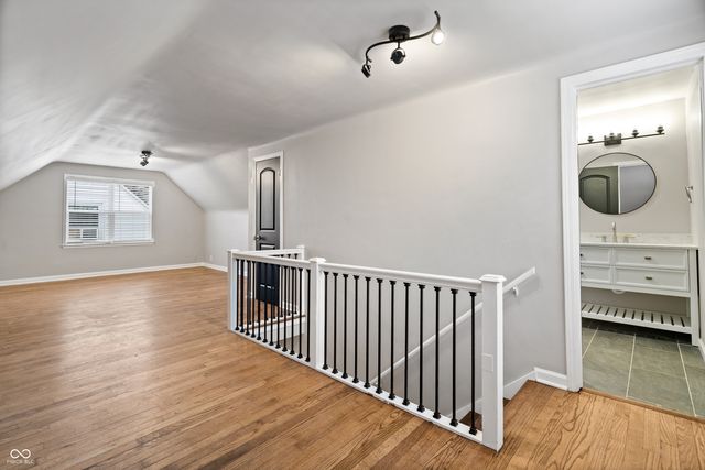 306 N 18th Avenue, Beech Grove, IN 46107