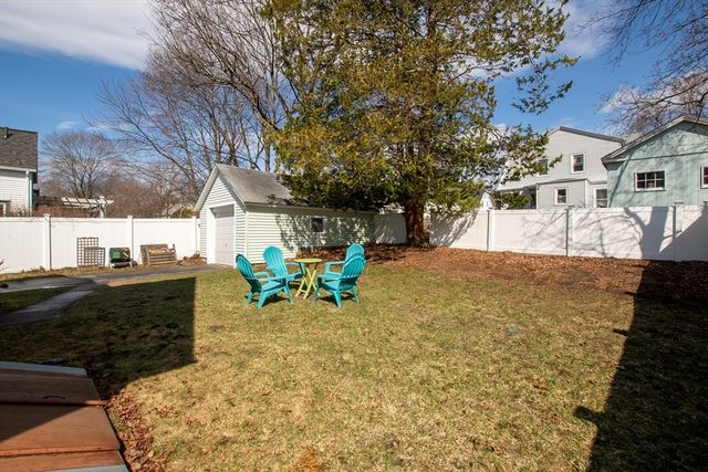 8 Harrison St, Maynard, MA 01754