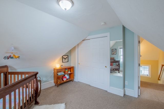 8 Harrison St, Maynard, MA 01754