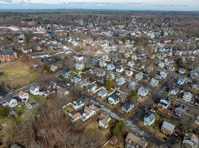 8 Harrison St, Maynard, MA 01754