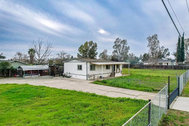 2226 Mcgowan Pkwy, Olivehurst, CA 95961