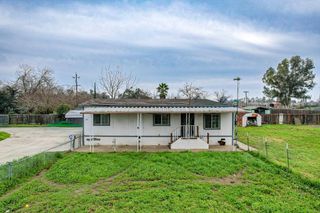 2226 Mcgowan Pkwy, Olivehurst, CA 95961
