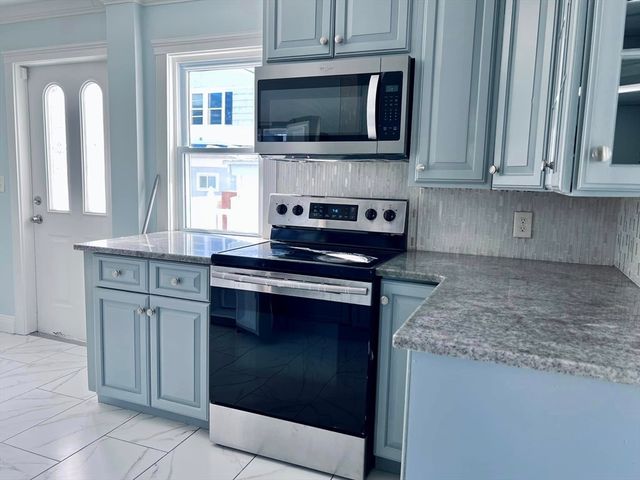 66 Fayette St 1, Lynn, MA 01902