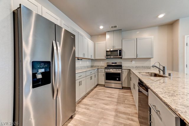 7550 Cooks Meadow Street, North Las Vegas, NV 89084