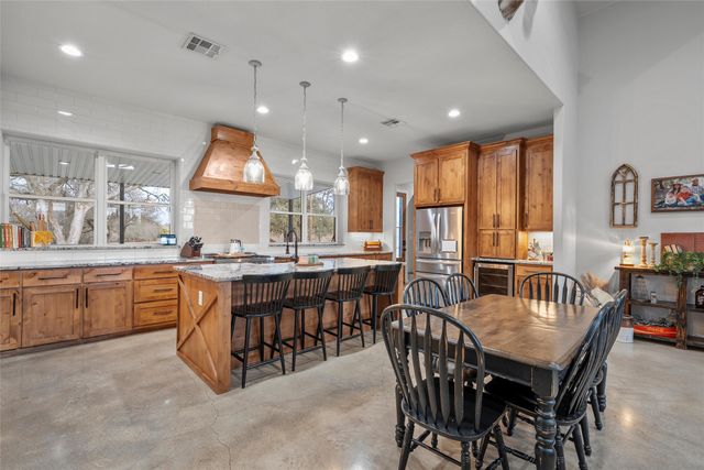 250 Elesha Lane, Eddy, TX 76524