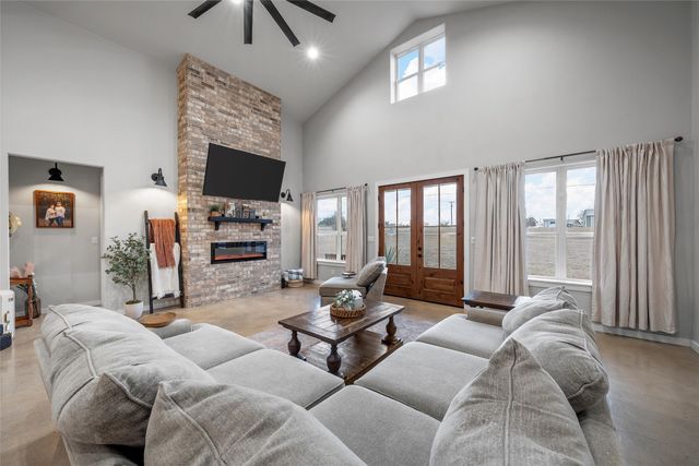 250 Elesha Lane, Eddy, TX 76524