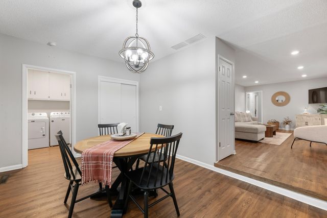 7518 W Galoway, Wichita, KS 67212