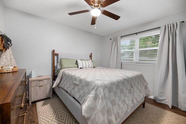 7518 W Galoway, Wichita, KS 67212