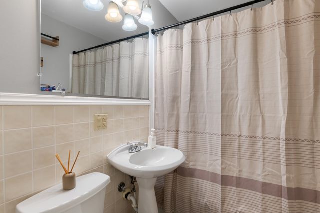 7518 W Galoway, Wichita, KS 67212