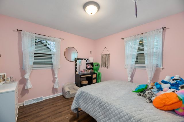 7518 W Galoway, Wichita, KS 67212
