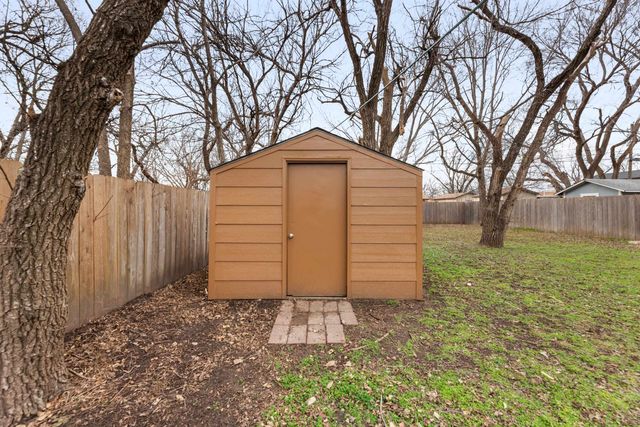 629 S Saint Paul St, Wichita, KS 67213