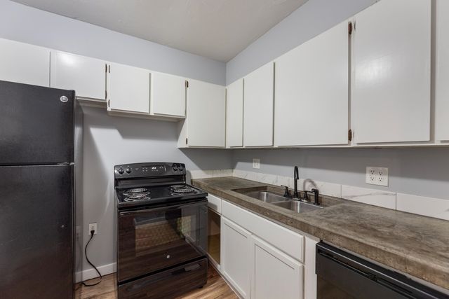 629 S Saint Paul St, Wichita, KS 67213