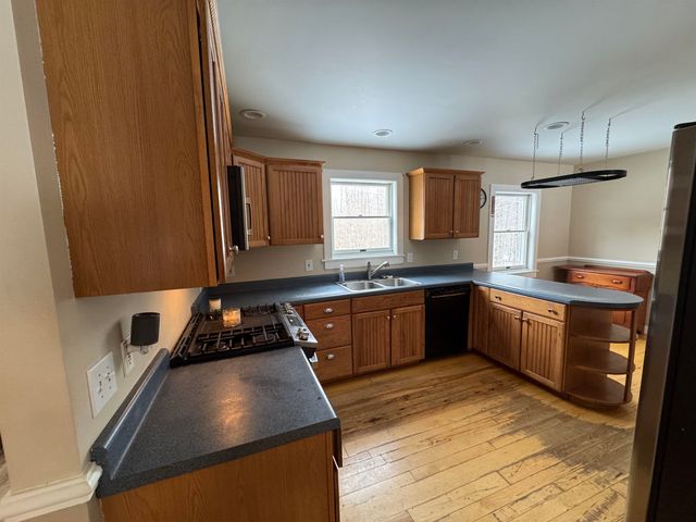 282 Dwyers Camp Road, Shaftsbury, VT 05262