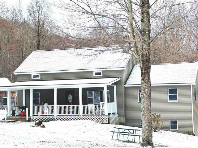 282 Dwyers Camp Road, Shaftsbury, VT 05262