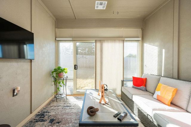 15309 Whitehorn Way, Edmond, OK 73013