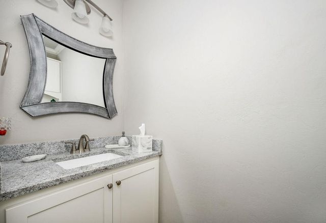 15309 Whitehorn Way, Edmond, OK 73013