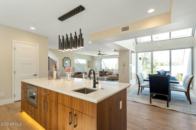 4525 N 40TH Street, Phoenix, AZ 85018