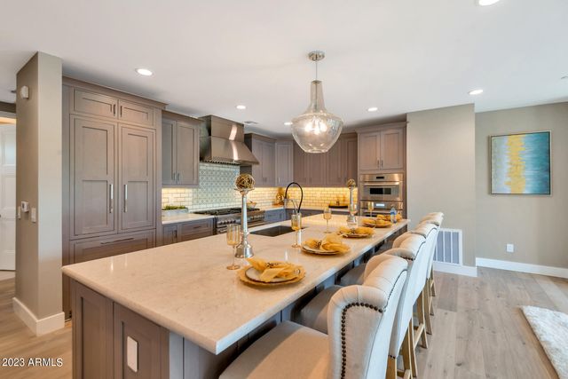 4525 N 40TH Street, Phoenix, AZ 85018