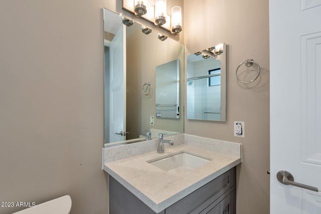 4525 N 40TH Street, Phoenix, AZ 85018