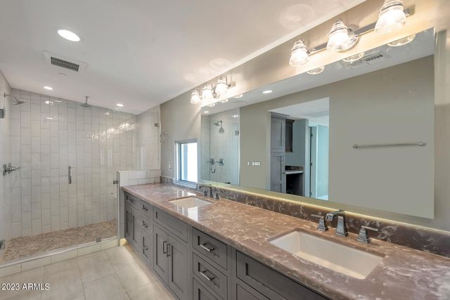 4525 N 40TH Street, Phoenix, AZ 85018